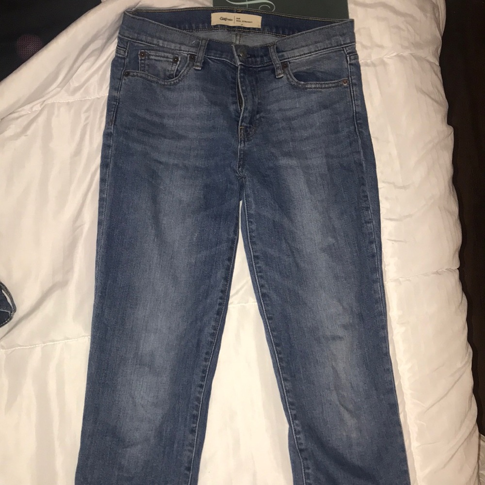 Gap Jeans.